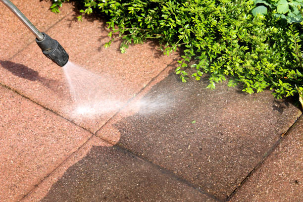 Fence Pressure Washing in Stafford, OR